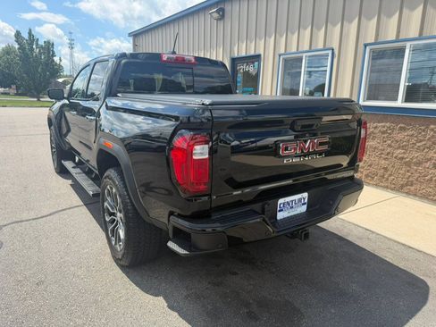 Used 2025 GMC Canyon Denali AWD/4WD image 6