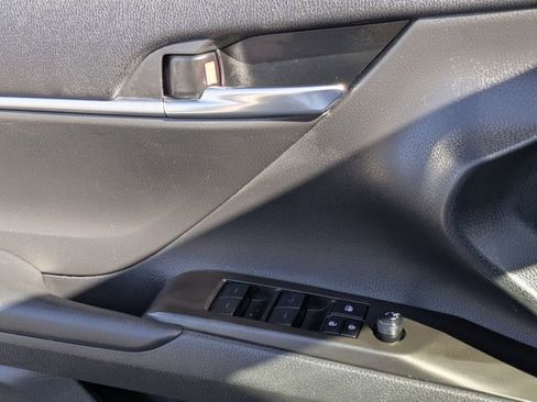 Used 2024 Toyota Camry LE image 23