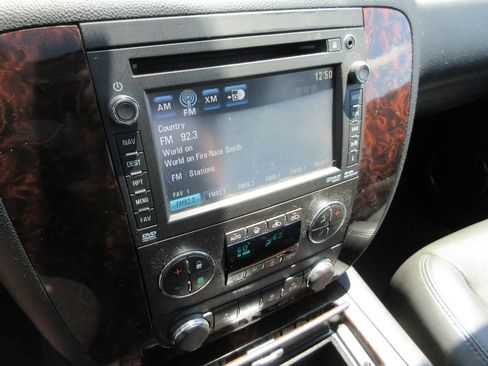 Used 2014 GMC Sierra 3500 Denali AWD/4WD image 26