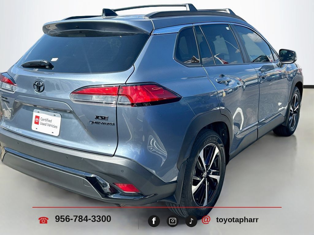 Used 2025 Toyota Corolla Cross AWD Hybrid w/ Convenience Package image 4