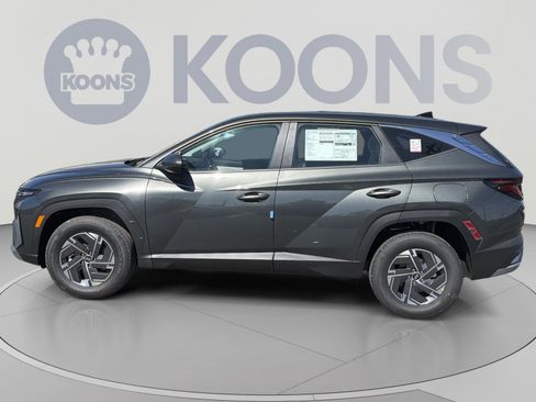 New 2026 Hyundai Tucson Blue SE AWD/4WD image 2