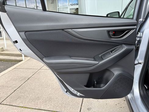 Used 2023 Subaru Crosstrek 2.0i image 13
