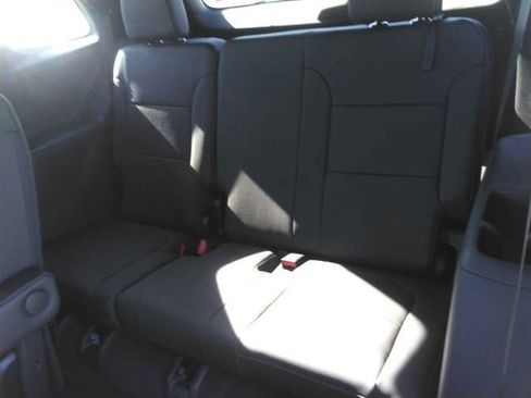 Used 2023 Chevrolet Traverse LT w/ LPO, Floor Liner Package image 11