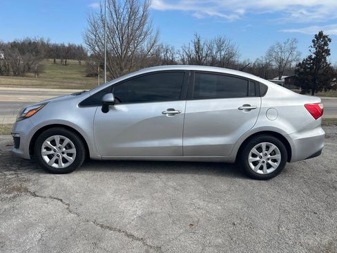 Used 2016 Kia Rio LX image 5