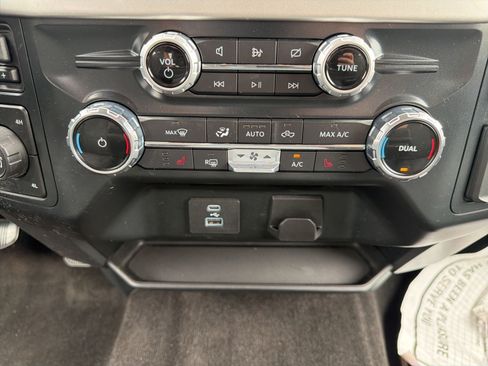 Used 2022 Ford F150 XLT w/ Equipment Group 302A High AWD/4WD image 21