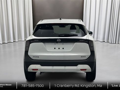 New 2026 Nissan Kicks SV w/ Cold Weather Package image 6