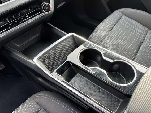 Certified 2025 Chevrolet Equinox LT image 26