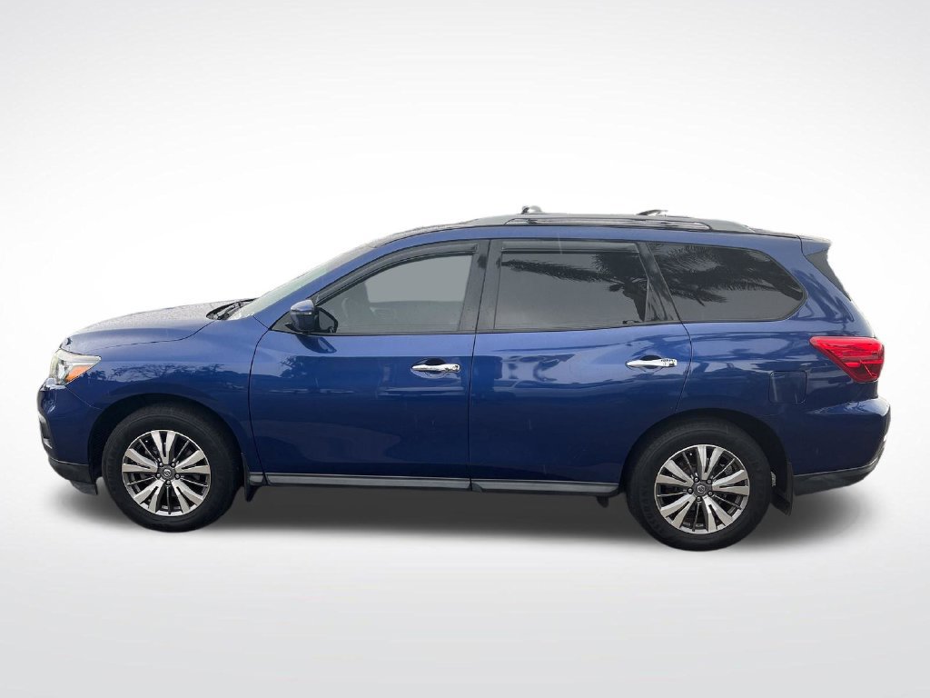 Used 2020 Nissan Pathfinder S FWD image 2