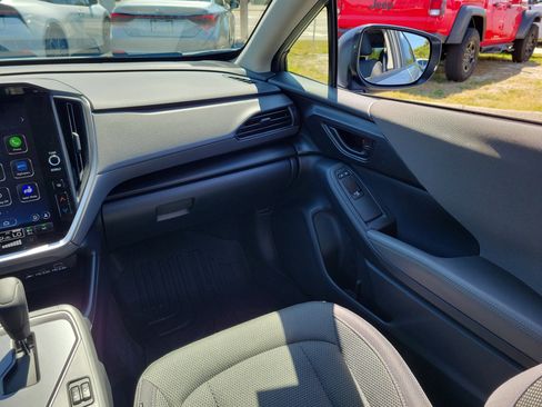 Used 2024 Subaru Crosstrek 2.0i Premium image 18