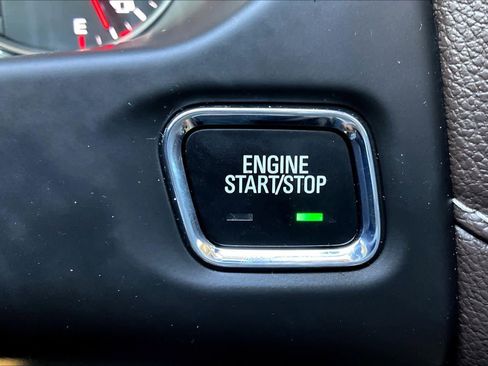 Used 2019 GMC Acadia Denali image 59