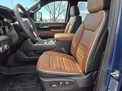New 2026 GMC Sierra 2500 Denali Ultimate AWD/4WD image 4