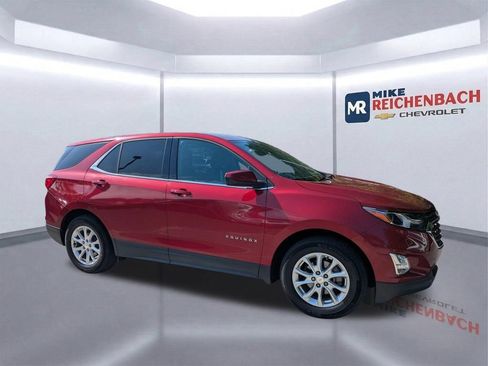 Used 2020 Chevrolet Equinox LT FWD image 2