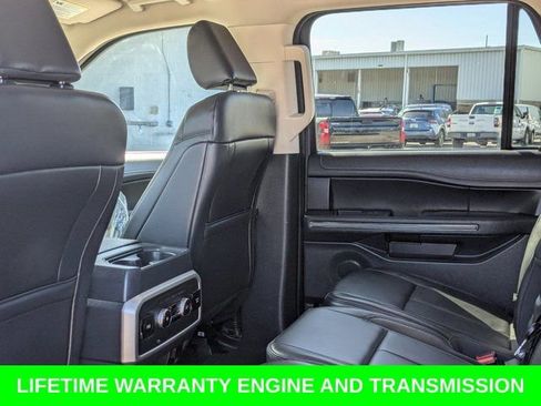 Used 2024 Ford Expedition Max XLT RWD image 12