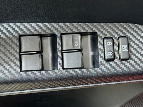 Used 2015 Toyota RAV4 XLE FWD image 15