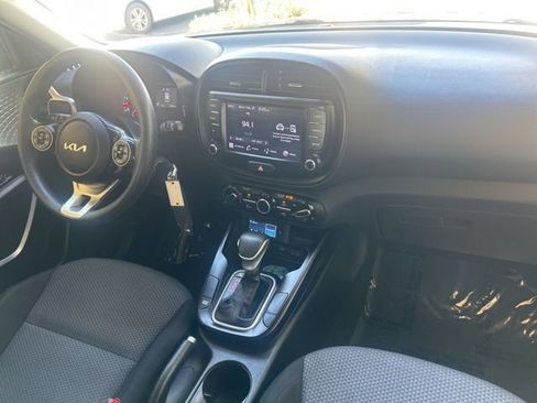 Used 2022 Kia Soul LX w/ Technology Package image 30