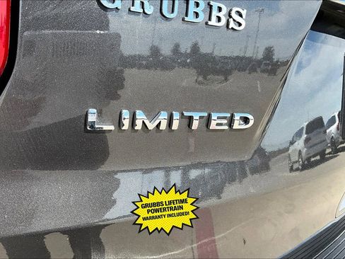 Used 2019 Ford Explorer Limited w/ Ford Safe & Smart Package image 40