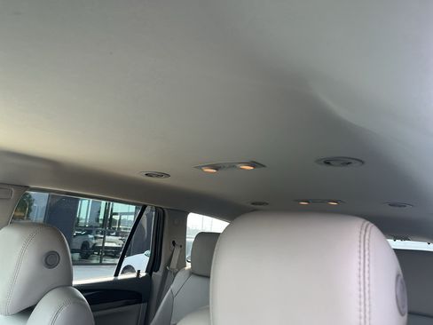 Used 2015 Buick Enclave Leather FWD image 31