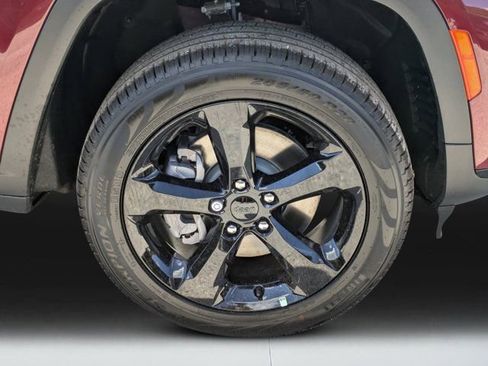 New 2025 Jeep Grand Cherokee L Limited w/ Black Appearance Package RWD image 9