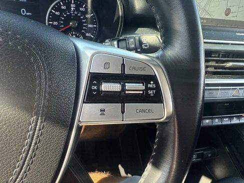 Used 2022 Kia Telluride LX image 31