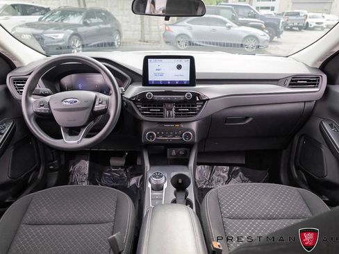 Used 2025 Ford Escape Active AWD/4WD image 33