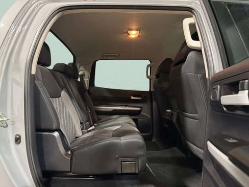 Used 2020 Toyota Tundra 4x4 CrewMax image 29