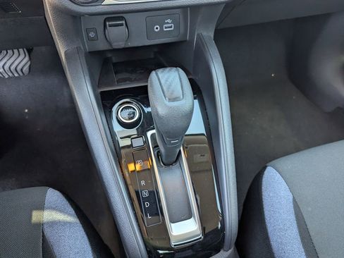 Used 2025 Nissan Versa SV w/ Trunk Package FWD image 14