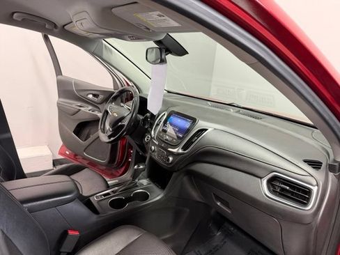 Used 2019 Chevrolet Equinox Premier FWD image 25