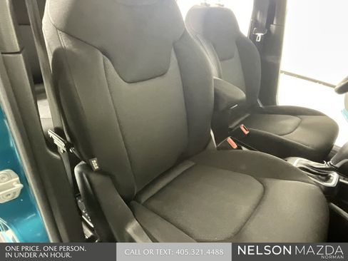 Used 2021 Jeep Renegade Sport w/ Sport Appearance Group image 27