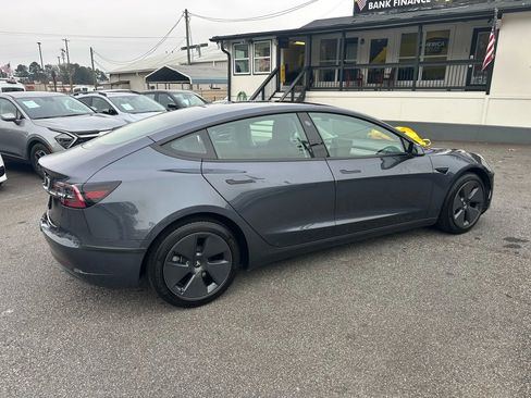 Used 2023 Tesla Model 3 Standard Range RWD image 9
