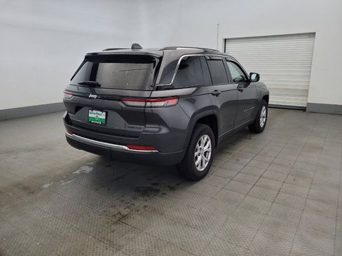 Used 2022 Jeep Grand Cherokee Limited AWD/4WD image 9
