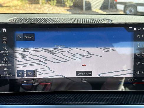 Used 2023 BMW 330i xDrive Sedan w/ Premium Package image 28