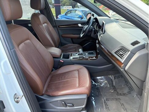 Used 2018 Audi Q5 2.0T Premium Plus w/ Premium Plus Package AWD/4WD image 14