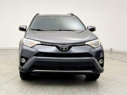 Used 2018 Toyota RAV4 XLE image 2