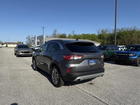 Used 2022 Ford Escape SEL AWD/4WD image 3