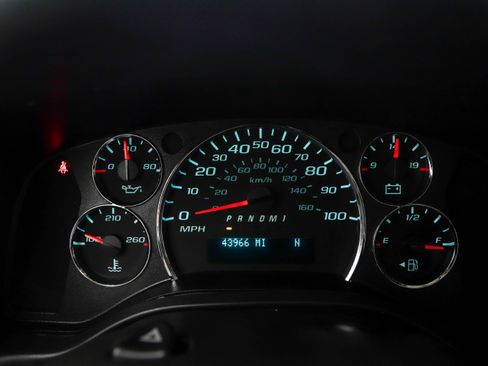 Used 2017 Chevrolet Express 3500 LT w/ LT Preferred Equipment Group image 23