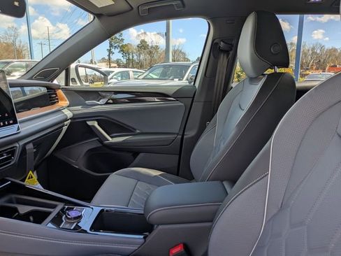 New 2026 Volkswagen Tiguan SEL R-Line image 22