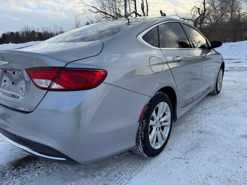 Used 2015 Chrysler 200 Limited image 11