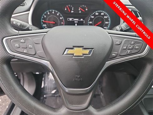 Used 2022 Chevrolet Malibu LT image 11