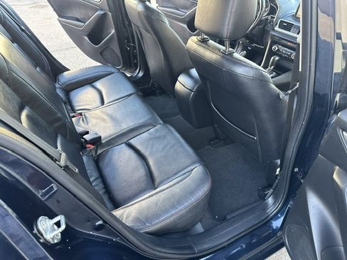 Used 2015 MAZDA MAZDA3 s Touring FWD image 27