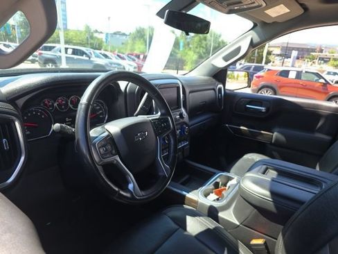 Used 2025 Chevrolet Silverado 1500 LT Trail Boss w/ Convenience Package II AWD/4WD image 15