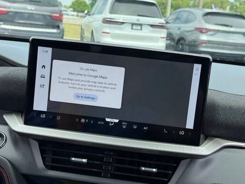 Certified 2025 Ford Explorer ST-Line AWD/4WD image 3