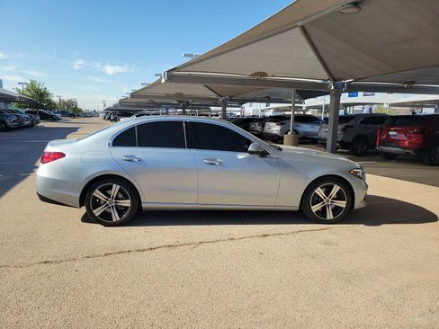 Used 2025 Mercedes-Benz C 300 Sedan image 9