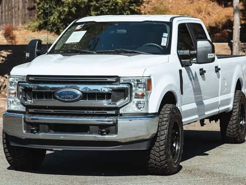 Used 2022 Ford F250 XL w/ STX Appearance Package image 6
