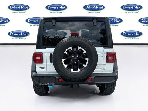 Used 2024 Jeep Wrangler Unlimited Rubicon 4xe AWD/4WD image 6