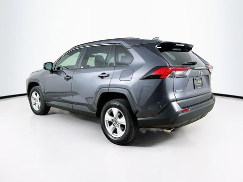 Used 2020 Toyota RAV4 XLE image 5