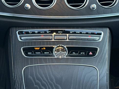 Used 2019 Mercedes-Benz E 450 4MATIC Wagon image 16
