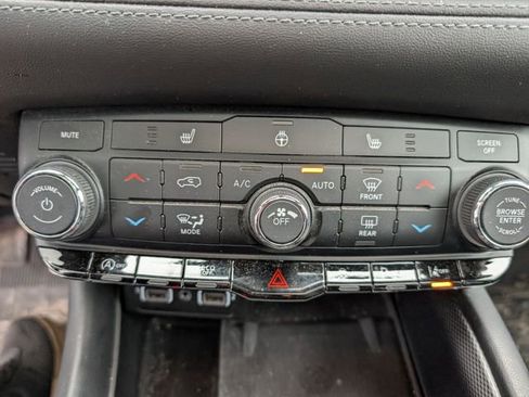 Used 2022 Dodge Durango GT image 5