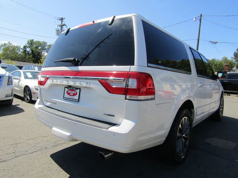 Used 2016 Lincoln Navigator L Select image 7