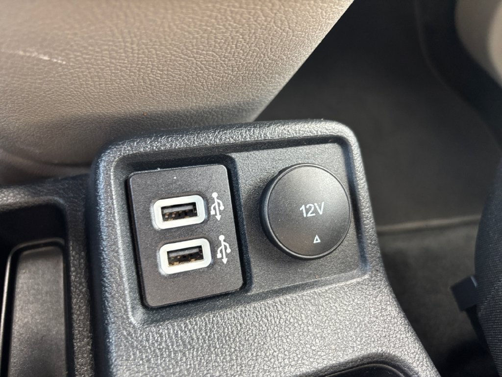 Used 2022 Ford Transit Connect XLT FWD image 22
