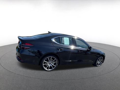 Used 2025 Genesis G70 2.5T image 15